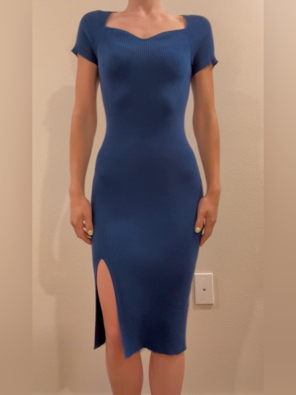 Olive & Oak Midnight Blue Ribbed Midi Dress with Side Slit